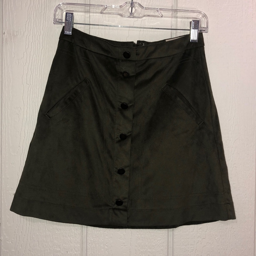 “Jolt” hunter green skirt **will take offers**